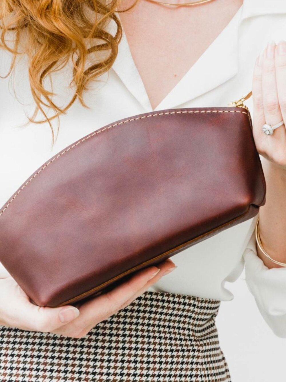 Eclipse Makeup Pouch (Regular Size) in the color Grizzly from Portland Leather
